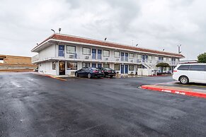 Motel 6 North Richland Hills, TX