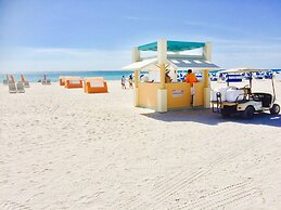 De Soleil Hotel on Ocean Drive