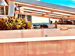 De Soleil Hotel on Ocean Drive