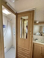 Chiangkhan River Green Hill