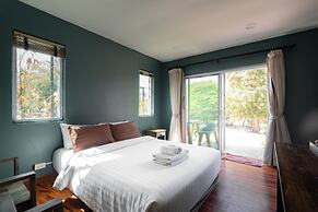 Chiangkhan River Green Hill