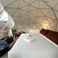 Chiangkhan River Green Hill