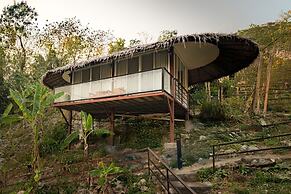 Chiangkhan River Green Hill