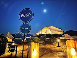 Chiangkhan River Green Hill