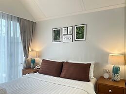 Chiangkhan River Green Hill