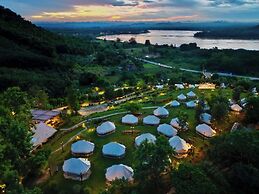 Chiangkhan River Green Hill