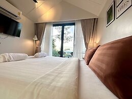 Chiangkhan River Green Hill