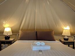 Chiangkhan River Green Hill