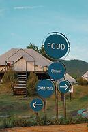 Chiangkhan River Green Hill