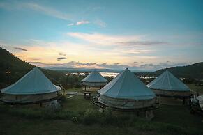 Chiangkhan River Green Hill