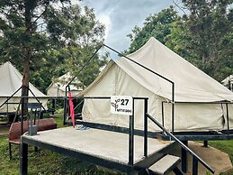 Chiangkhan River Green Hill