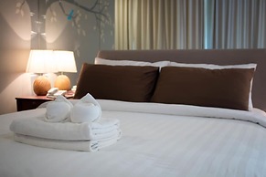 Chiangkhan River Green Hill