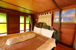 P&P Coffee & Resort Mae Sariang