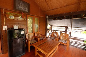 P&P Coffee & Resort Mae Sariang