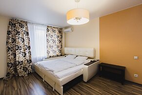 2 Bedroom Apartment Pathos in Khamovniki