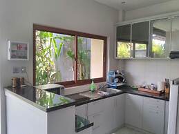 Sunshoot Villa Sandat