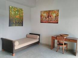 Sunshoot Villa Sandat