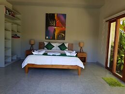 Sunshoot Villa Sandat