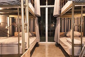 Zhelter'BKK - Hostel