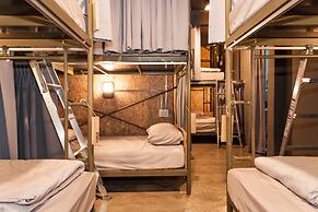 Zhelter'BKK - Hostel