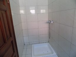 Etana Motel