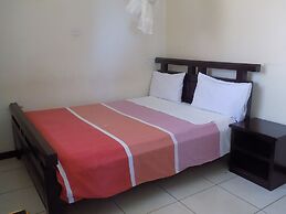 Etana Motel