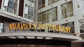 Kololo Courts Hotel & Restaurant