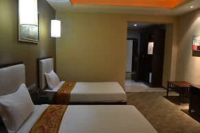 Kololo Courts Hotel & Restaurant