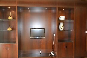 Kololo Courts Hotel & Restaurant