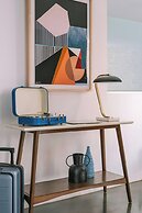 Sonder by Marriott Bonvoy Penny Lane Apartments Old Montreal