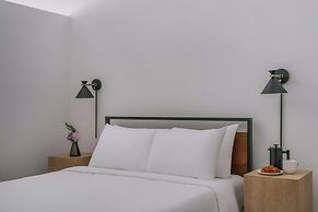 Sonder by Marriott Bonvoy Penny Lane Apartments Old Montreal