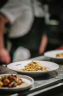 Sonder by Marriott Bonvoy Penny Lane Apartments Old Montreal