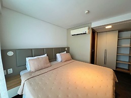 HY Beach Flats