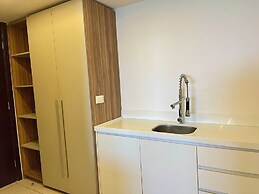HY Beach Flats