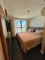 HY Beach Flats