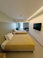 HY Beach Flats