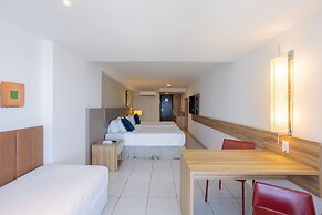 HY Beach Flats
