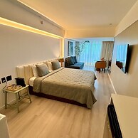 HY Beach Flats