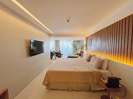 HY Beach Flats