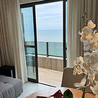 HY Beach Flats