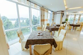 Thien An Riverside Hotel
