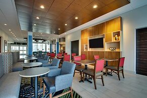 Holiday Inn Express & Suites Findlay North by IHG