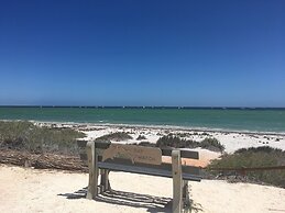 Tasman Holiday Parks – Denham Seaside