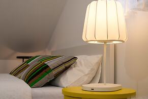 Apartments & Rooms Tiramola