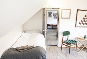 Fossardalur Guesthouse - Hostel
