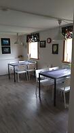 Fossardalur Guesthouse - Hostel