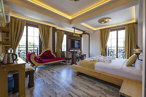 Reis Royal Hotel