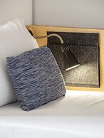 Penedo da Saudade Suites & Hostel