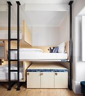 Penedo da Saudade Suites & Hostel