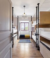 Penedo da Saudade Suites & Hostel